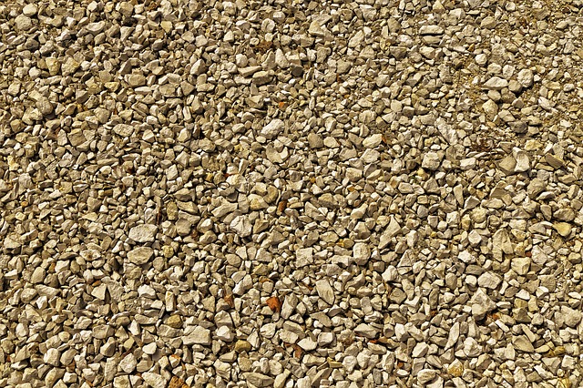 Gravel-3276918 640.jpg